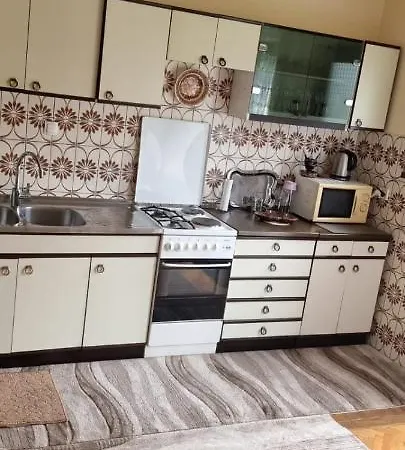 Zuban Apartment *